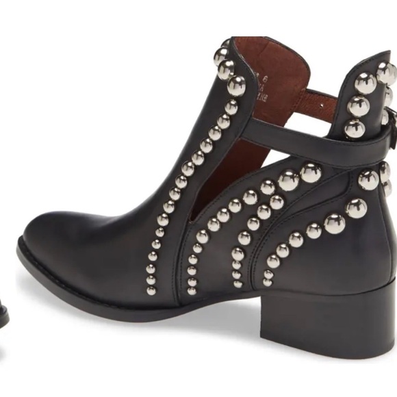 Like NEW Jeffrey Campbell Black Boots - Picture 2 of 6